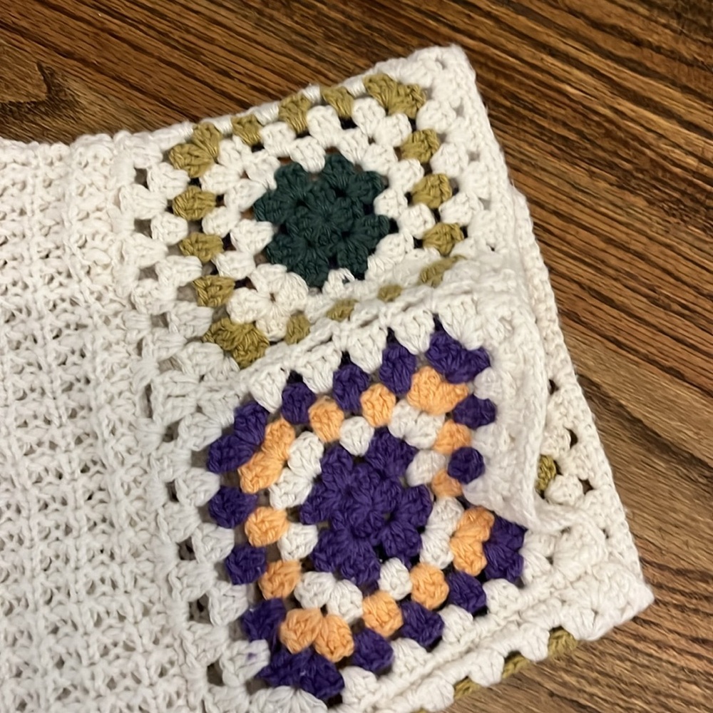 Crochet top - Picture 2 of 5